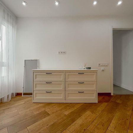 Stylish Apartment In Санта Пола Экстерьер фото