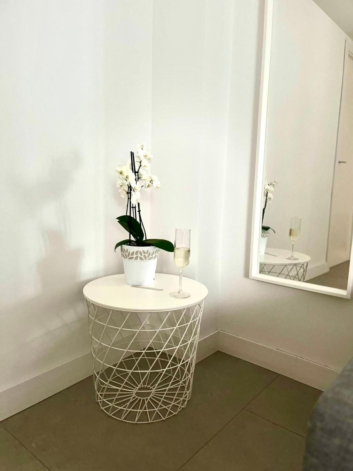 Stylish Apartment In Санта Пола Экстерьер фото